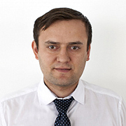 Денис Альмахов