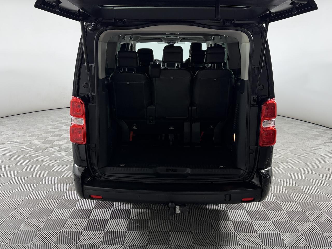Peugeot Traveller  Active Long