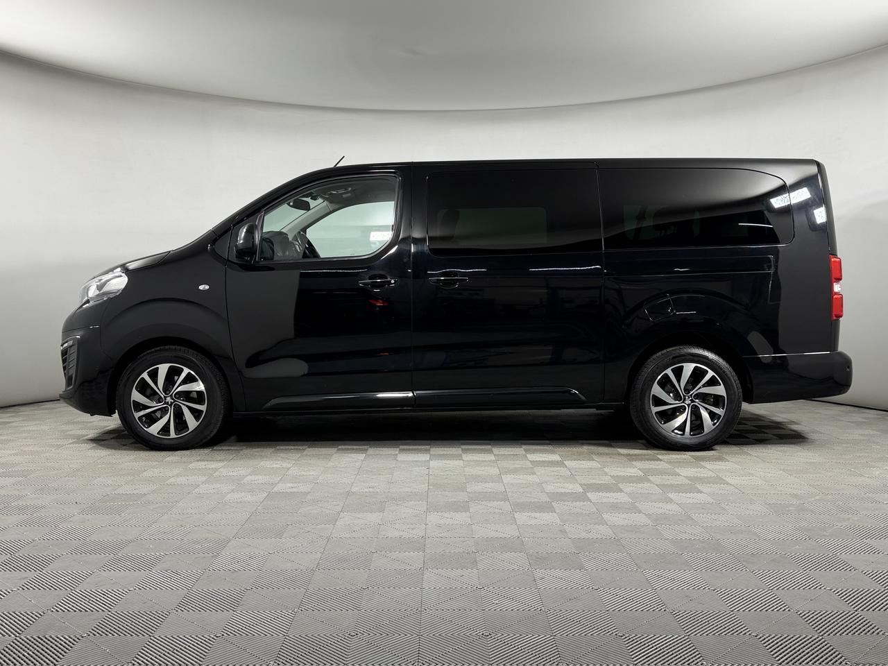 Peugeot Traveller  Active Long