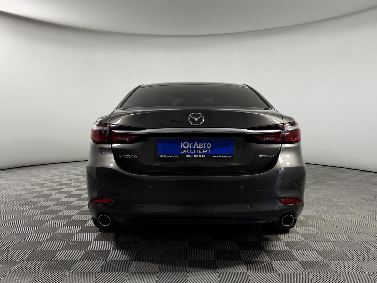 Mazda 6  