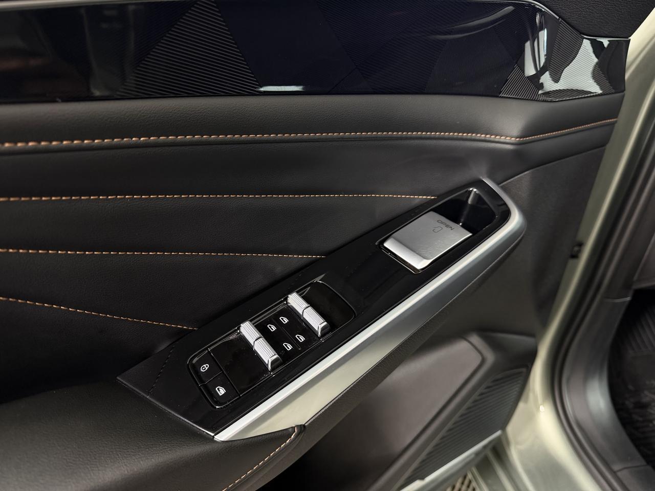 Geely Preface  Флагман
