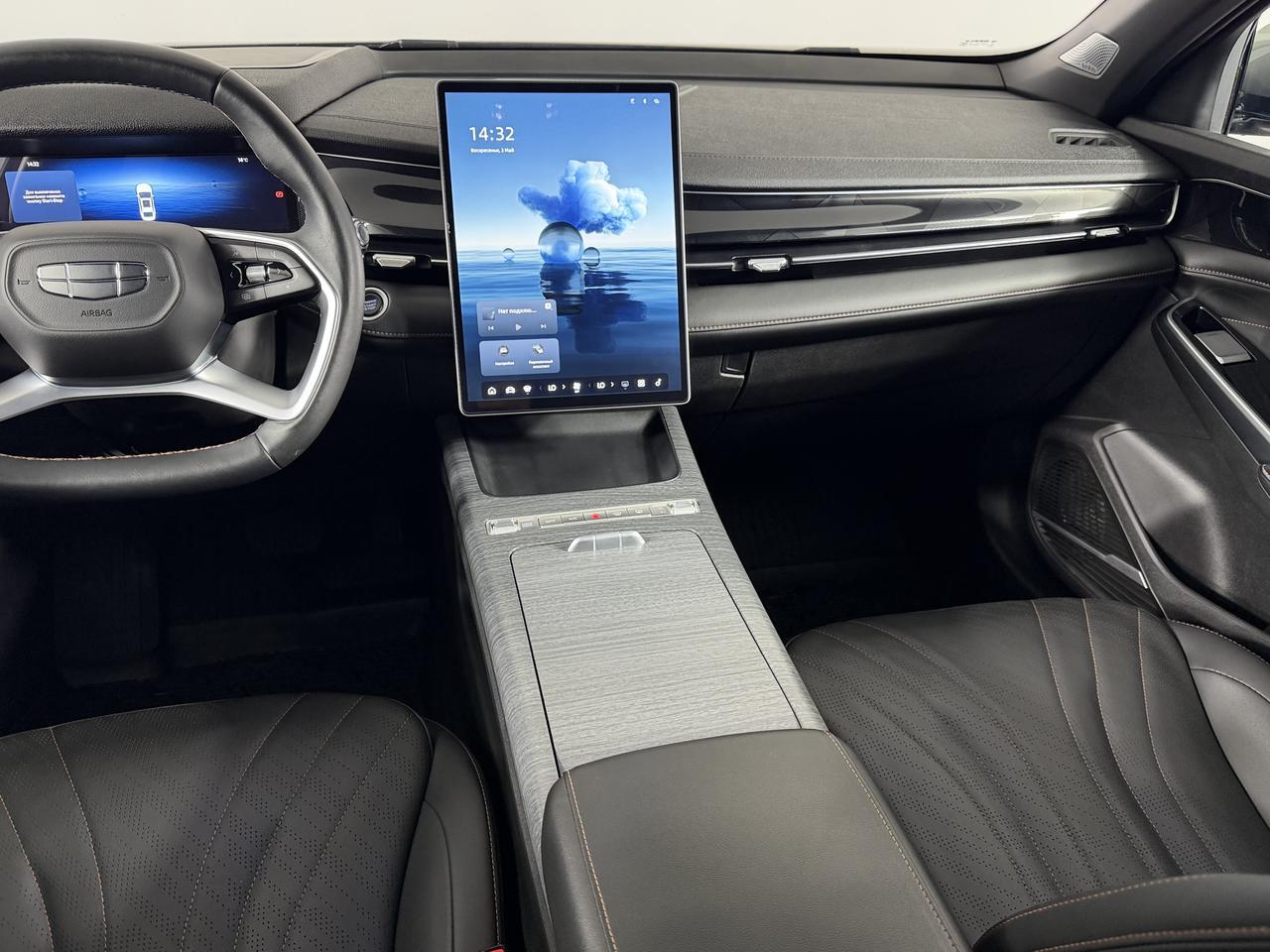 Geely Preface  Флагман