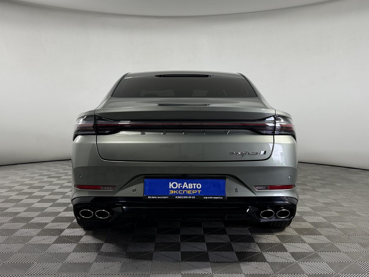 Geely Preface  Флагман