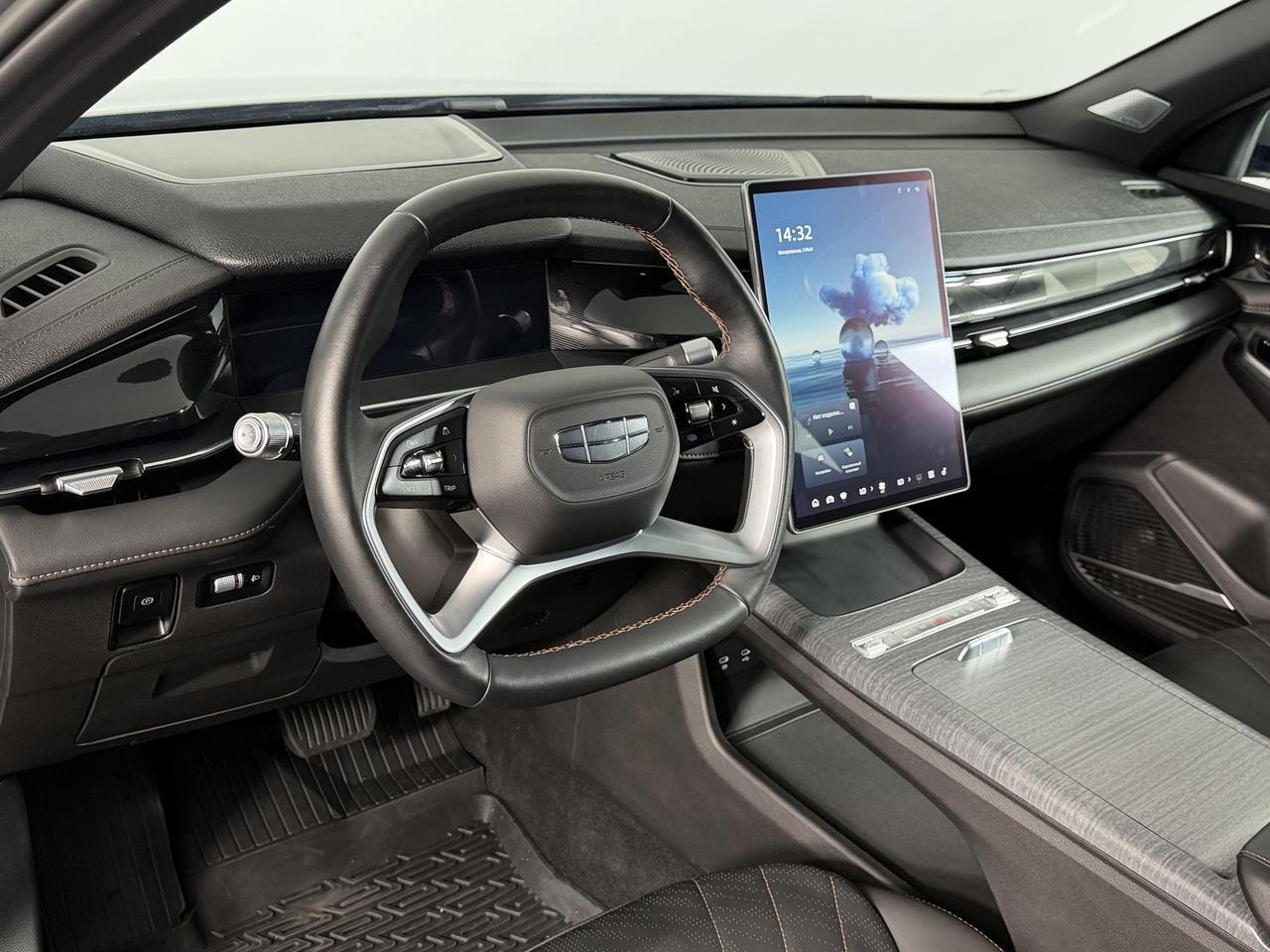 Geely Preface  Флагман