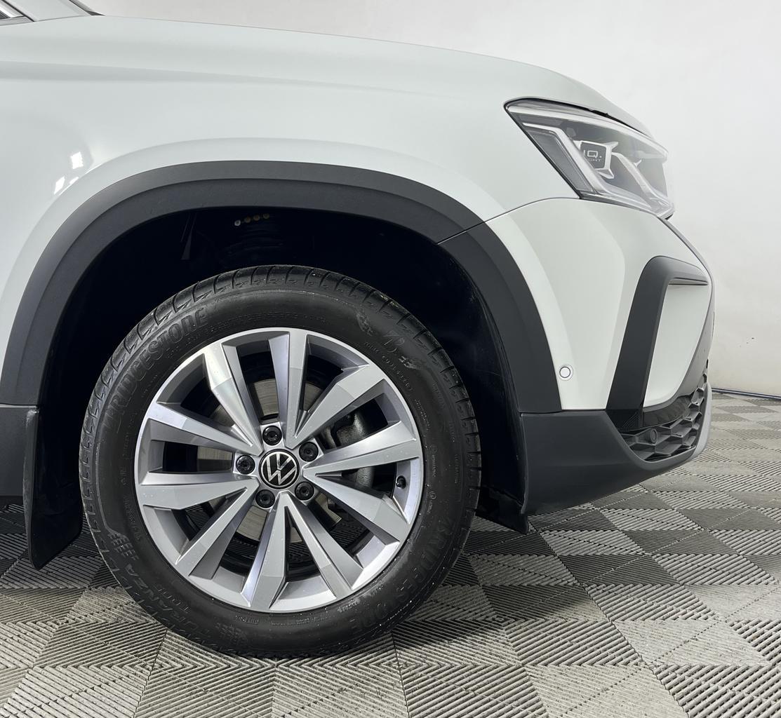 Volkswagen Taos  
