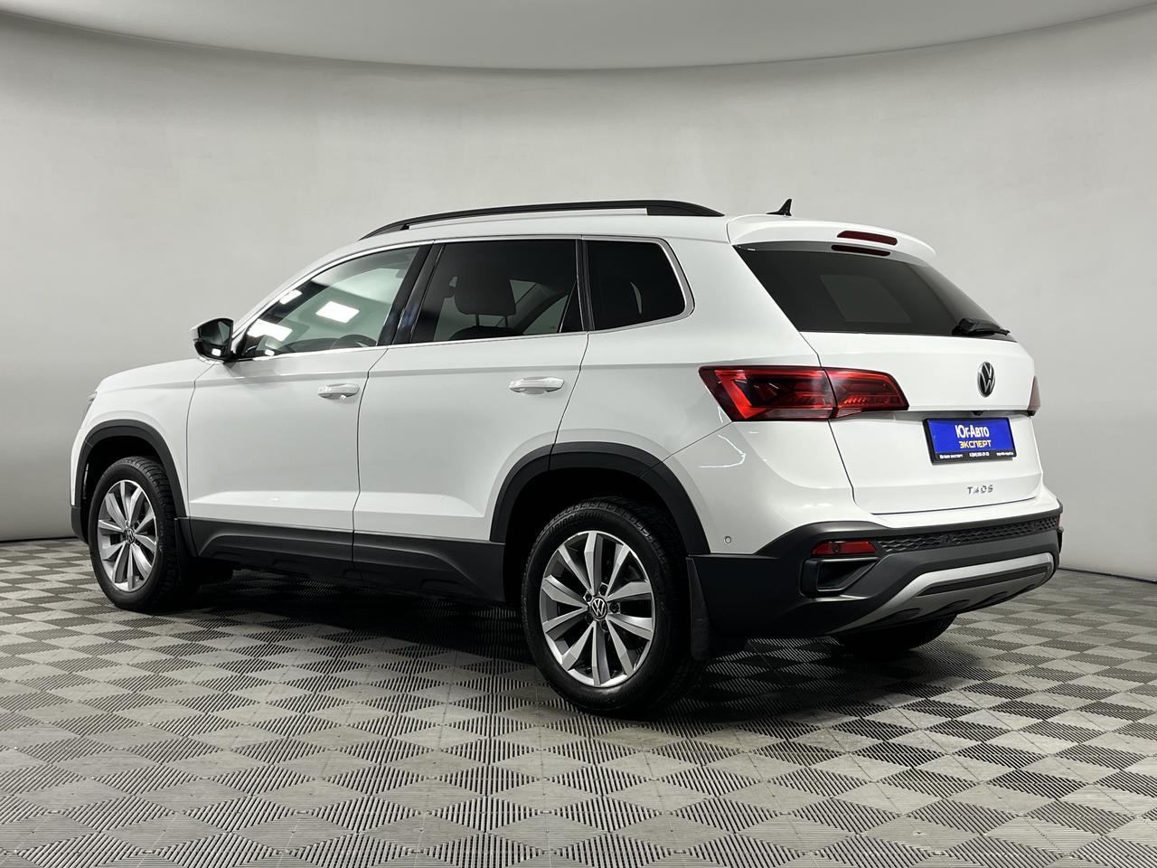 Volkswagen Taos  