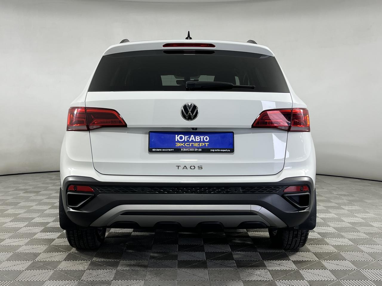 Volkswagen Taos  